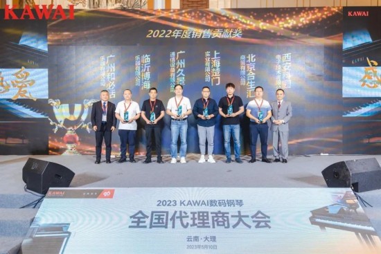 云图片