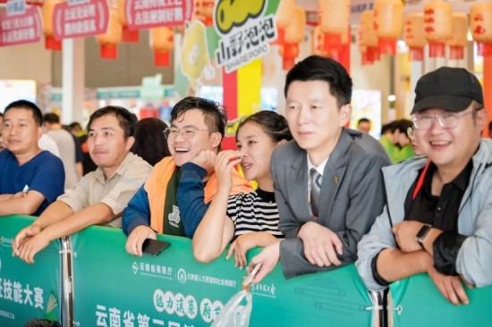 云图片